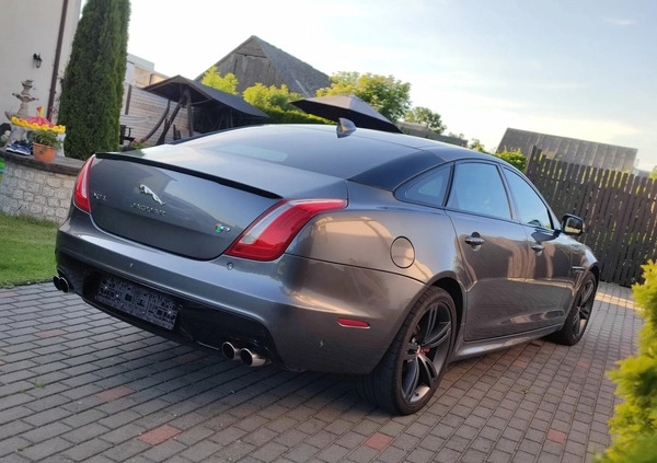 Jaguar XJR cena 179000 przebieg: 40700, rok produkcji 2016 z Oborniki małe 277